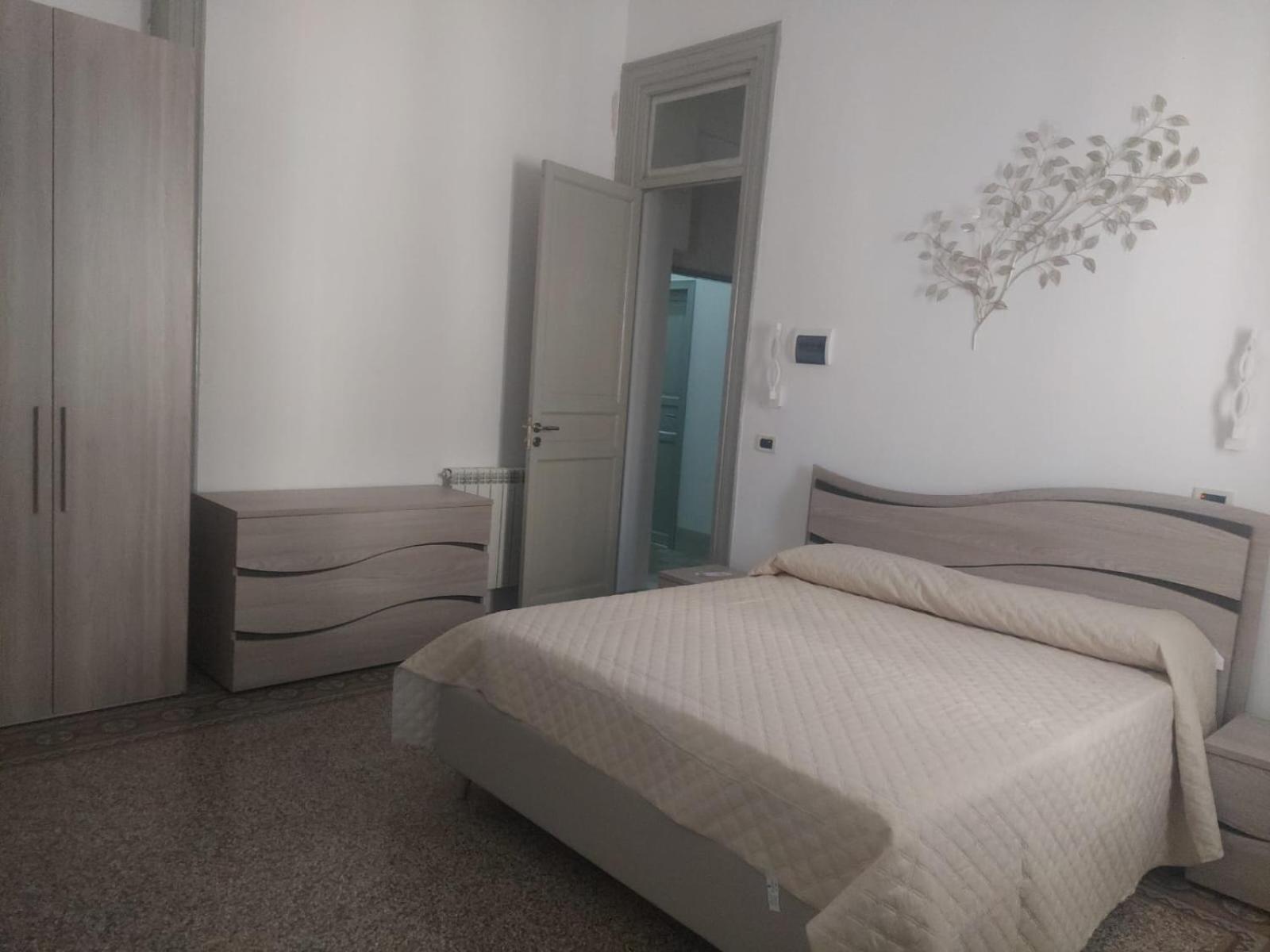 Guest House Lamphotel Militello Palermo Luaran gambar